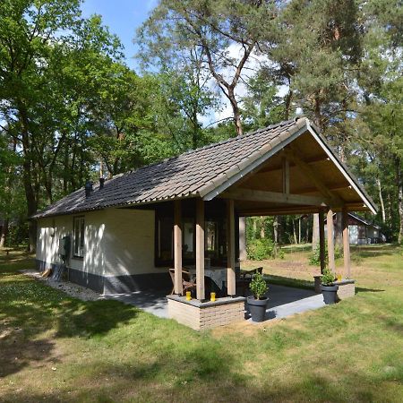 Detached Bungalow With Lovely Covered Terrace In A Nature Rich Holiday Park Stramproy Eksteriør bilde